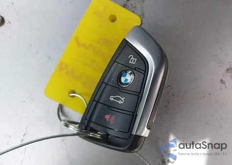 2020 BMW X1 xDrive28I z USA, uszkodzony, nr VIN WBXJG9C02L3L85664